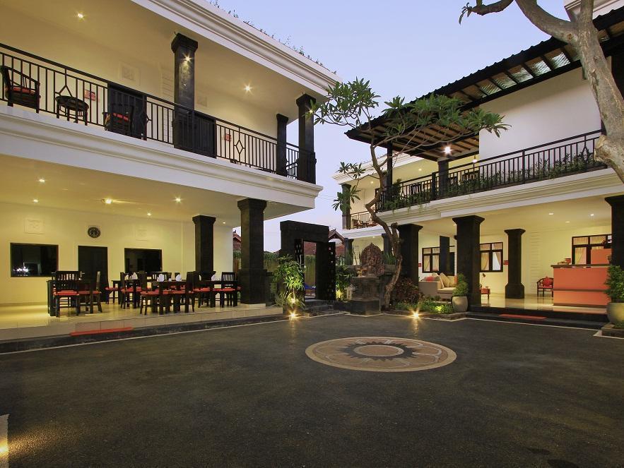 Kubu Anyar Hotel Кута Экстерьер фото