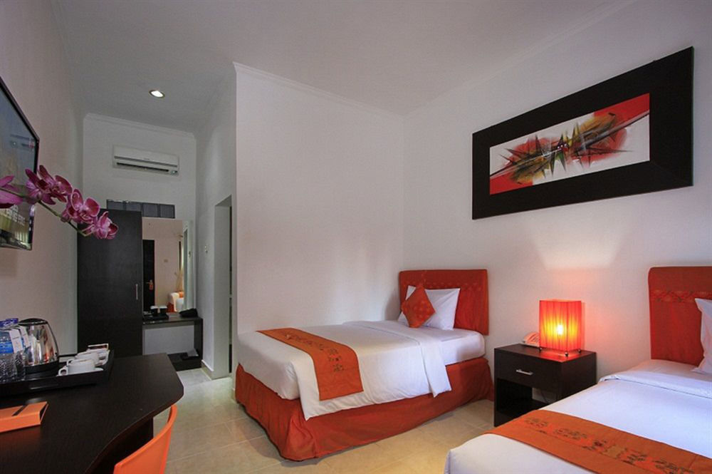 Kubu Anyar Hotel Кута Экстерьер фото