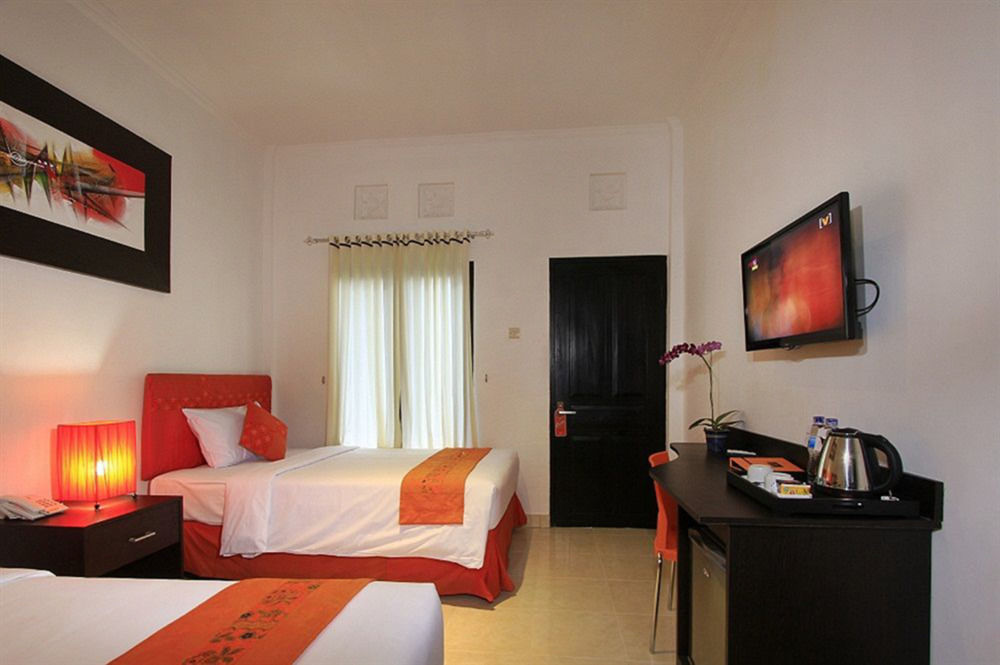 Kubu Anyar Hotel Кута Экстерьер фото