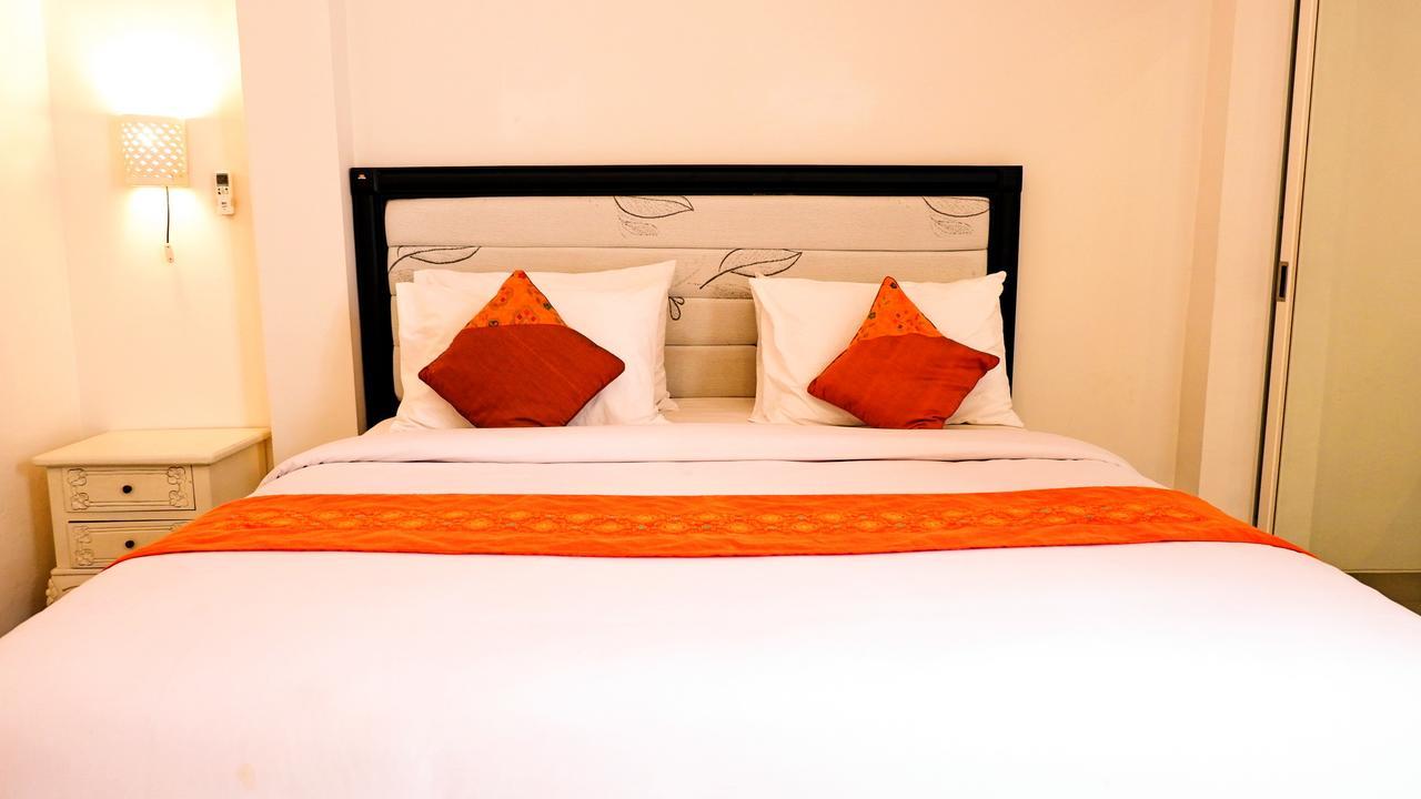 Kubu Anyar Hotel Кута Экстерьер фото