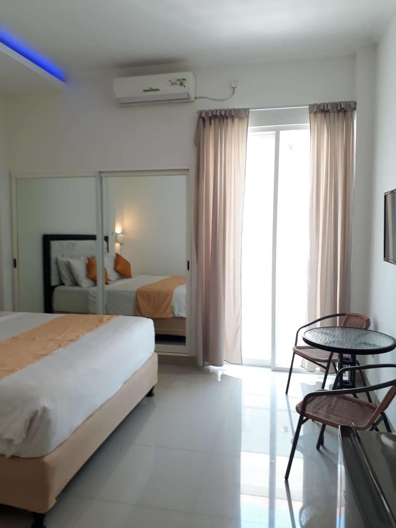 Kubu Anyar Hotel Кута Экстерьер фото