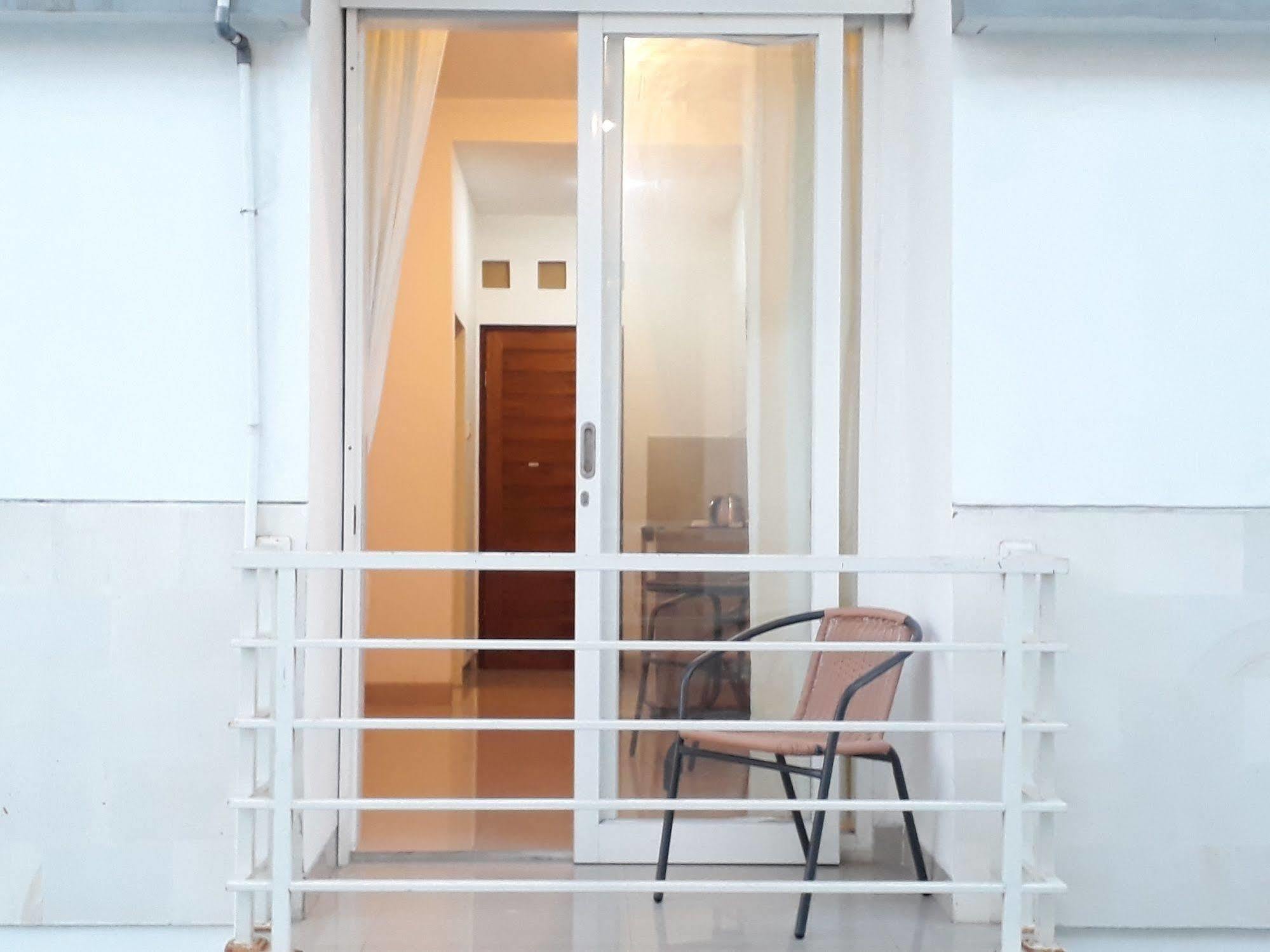 Kubu Anyar Hotel Кута Экстерьер фото
