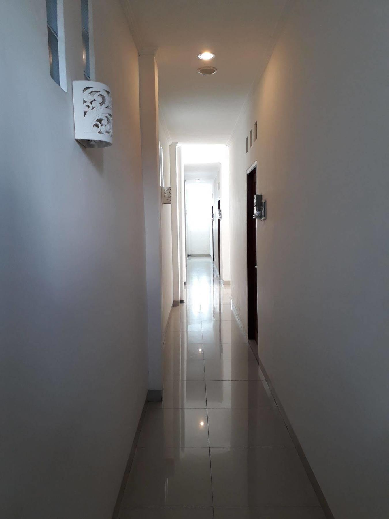 Kubu Anyar Hotel Кута Экстерьер фото